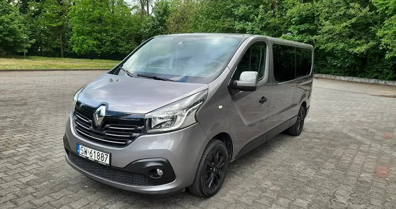 renault śląskie Renault Trafic cena 82900 przebieg: 184400, rok produkcji 2017 z Biała